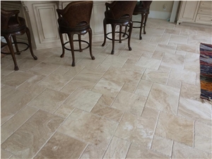Classic Travertine Versailles Pattern, Tumbled