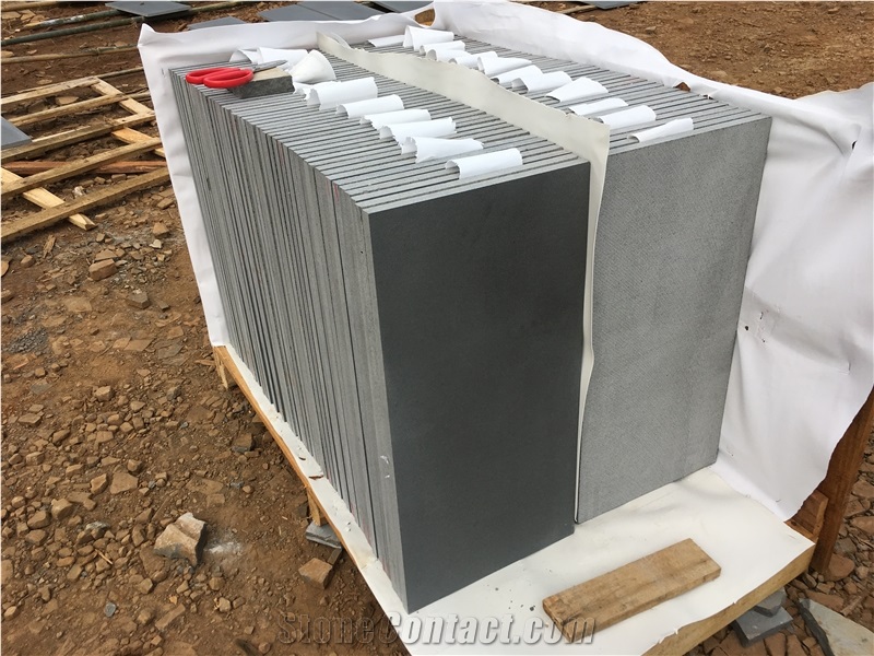 Grey Basalt Honed Stone for Flooring