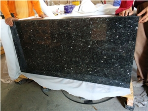 High Polished New Emerald Green Granite Stone Slabs High Polished New Emerald Green Granite Stone Slabs