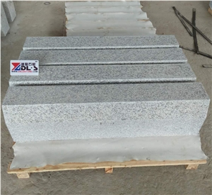 Flamed Commercial Quality China Grey Granite Kerbstones Curbstone