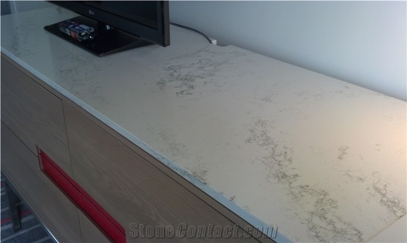 Carrara White Quartz Tabletop/ Engineered/Artificial Quartz