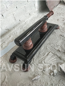 Imperial Red Black Gun Weapon Memorial Statue/Sculpture