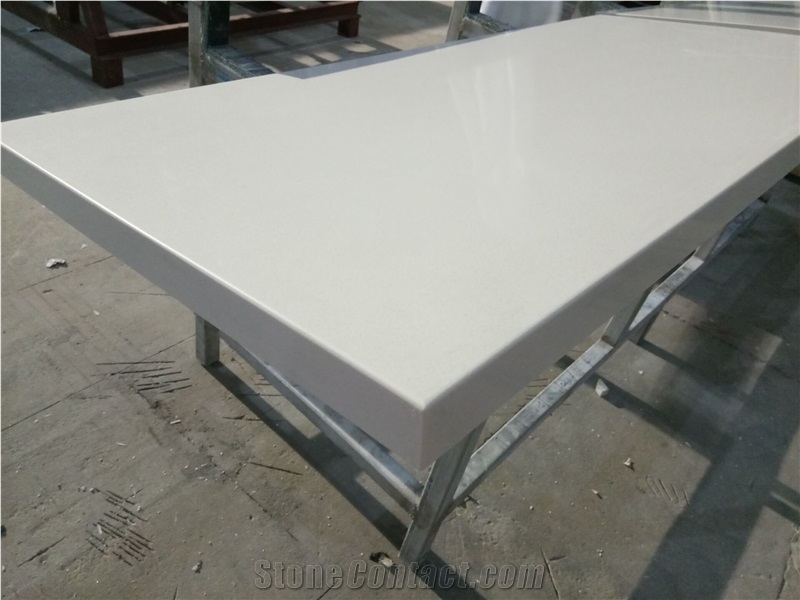 Light White Quartz Countertop / Hot Sale Kitchen Work Tops