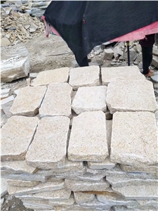 Sawn Cut Random Edges G682 Granite Pavers Rusty Granite Landscaping Stones