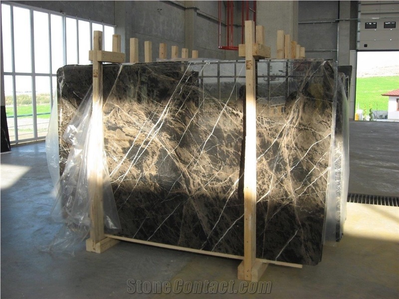Bruno Perla Marble Slabs & Tiles