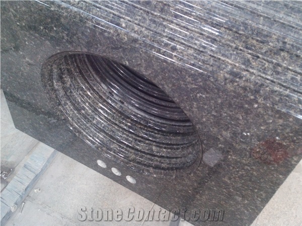 Popular Verde Ubatuba Green Granite Ogee Edge Finish Bathroom Tops