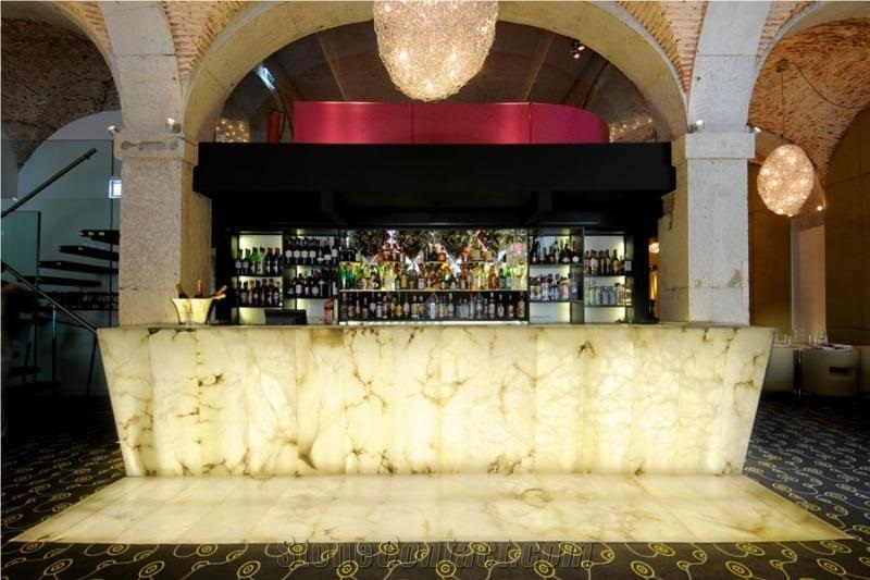 Alabaster, Elegent Stone for Hotel Decorations