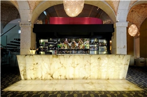 Alabaster, Elegent Stone for Hotel Decorations