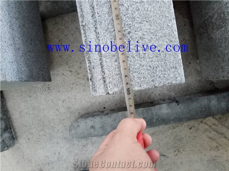 G654 Kerbstone
