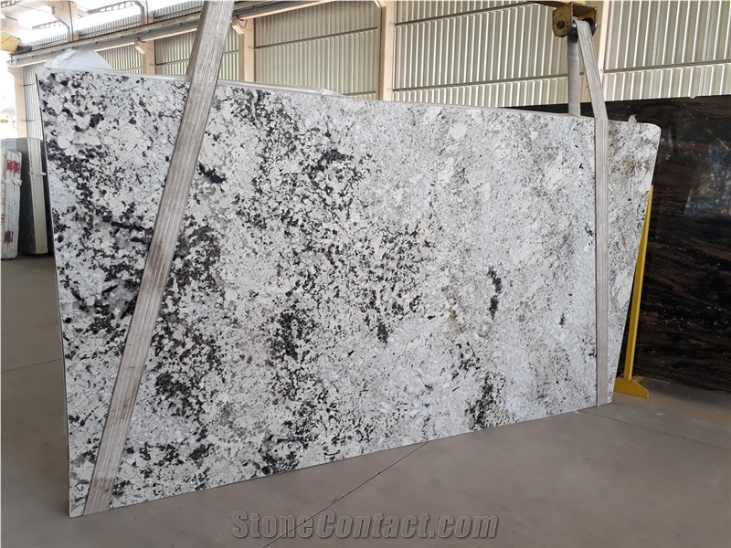 Alaska White Granite Slabs, Brazil White Granite