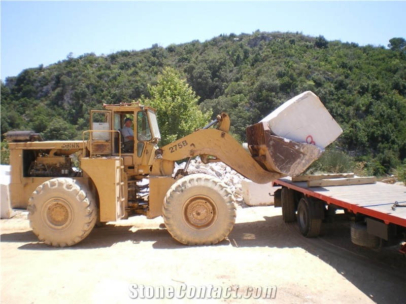 Sykis-Pilion Quartzite Blocks