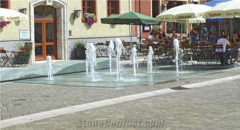 Interactive Fountain with Bench