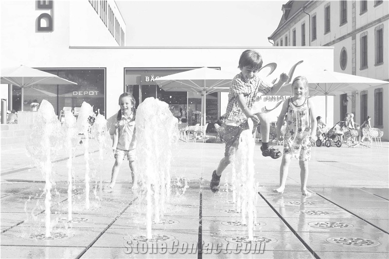 Interactive Fountain with Bench