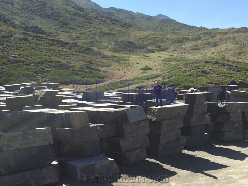 Platinum Black Granite Blocks