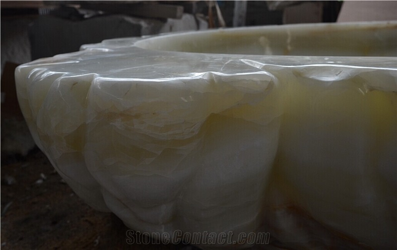Onyx Bathtub Surround