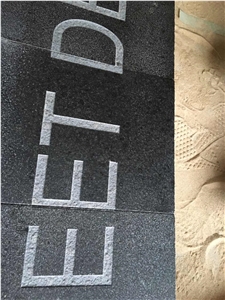Sandblasted Border with Letter