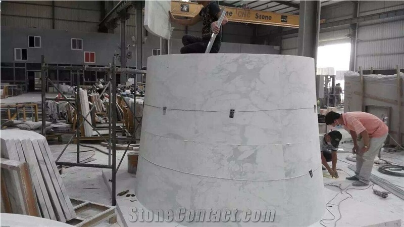 White Marble Calcatta Gold Column
