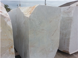 Estremoz Creme Venato Marble Blocks