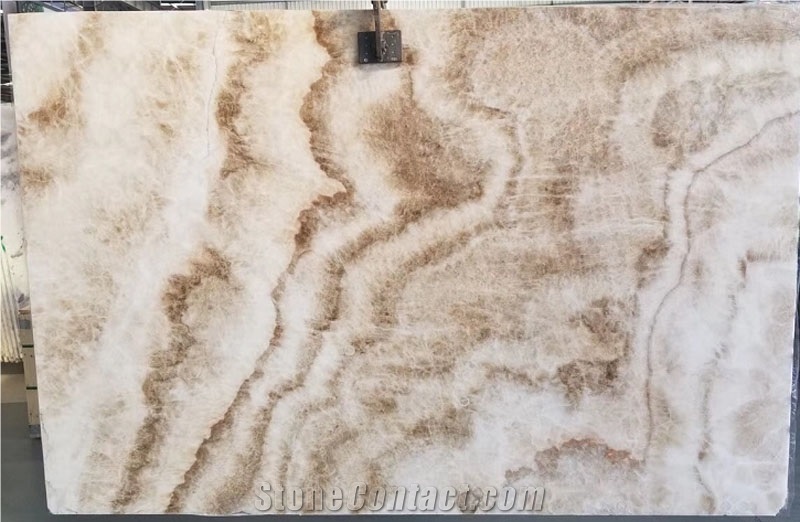 Wall Cladding Translucent Backlit Onyx Slabs