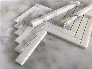 Calacatta Herringbone 1"X6" Mosaic