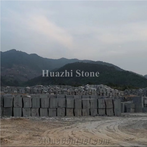 G654 Blocks/Dark Grey Granite Blocks/Granite Big Blocks/G654 Quarry