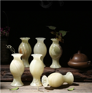 Green Jade Flower Vase Handicraft Carving Onyx Decor Gift Sculpture