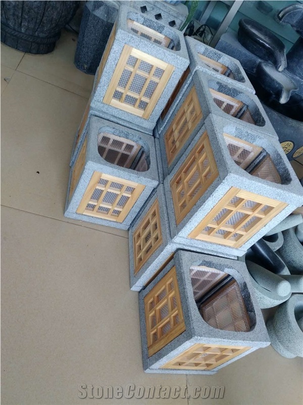 The Wood Frames Wooden Frames Of Japanese Style Granite Stone Lanterns