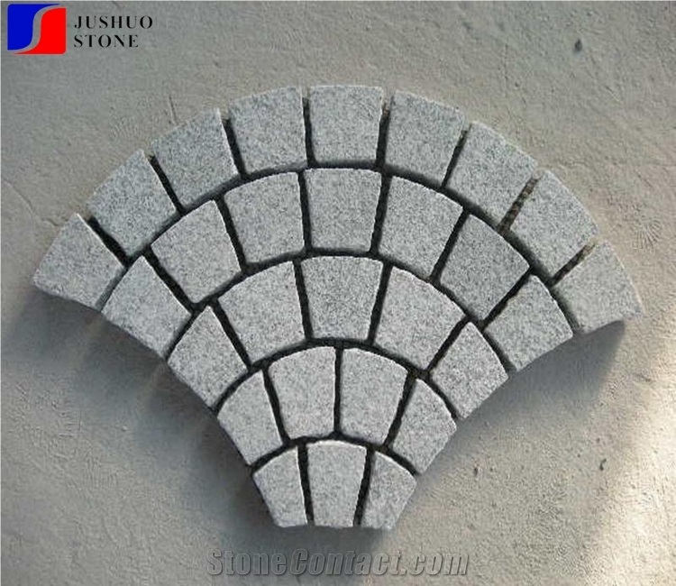 Fan Shaped G603 Sesame Grey Granite Cube Stone Pavers Set on Mesh