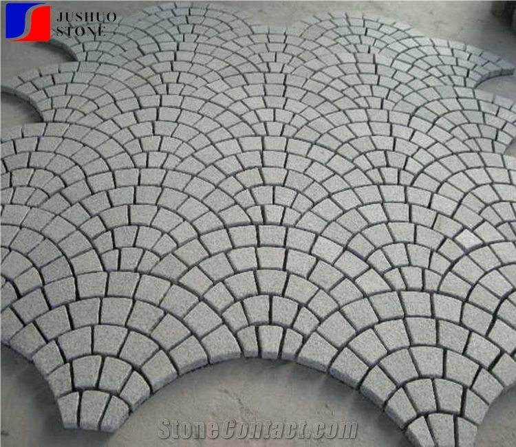 Fan Shaped G603 Sesame Grey Granite Cube Stone Pavers Set on Mesh