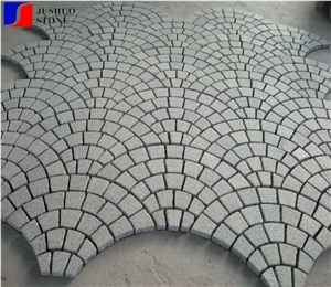 Fan Shaped G603 Sesame Grey Granite Cube Stone Pavers Set on Mesh