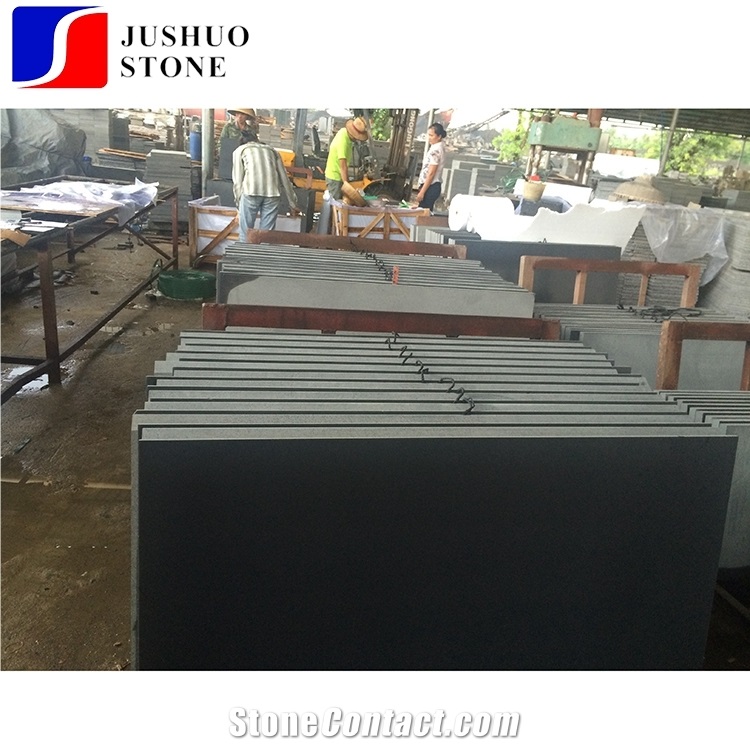 Hainan Black Flat No Moon Surface Honed Basalt Tile for Flooring Cover