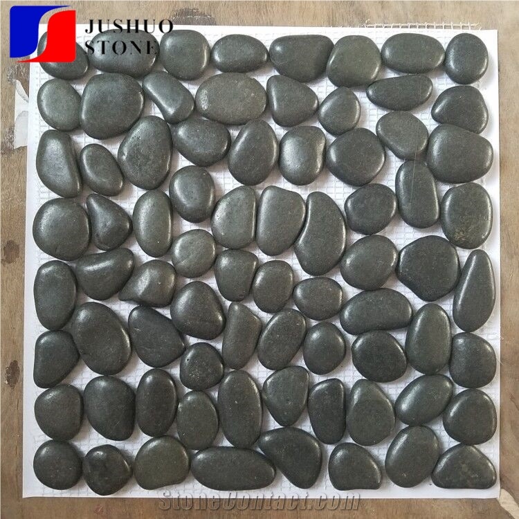 Yellow Mixed Falt River Pebble Mosaic with Net White Stone Gravels Walkway