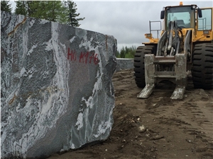 Nordic Sunset Granite- Nigrozero Tundra Granite Blocks