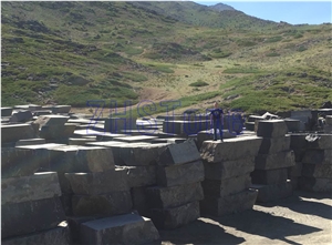 Platinum Black Granite Block for Sale