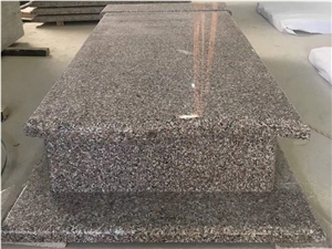 G361 Wulian Red Flower Granite Tombstone Lower Price Than G664