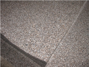G361 Wulian Red Flower Granite Tombstone Lower Price Than G664