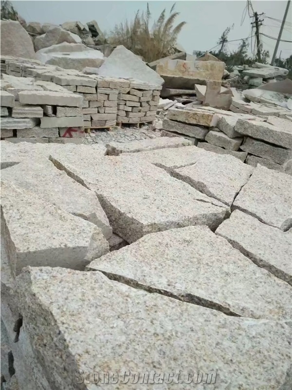 Rusty Yellow G682 Granite Natural Split Random Crazy Pavers Flagstone