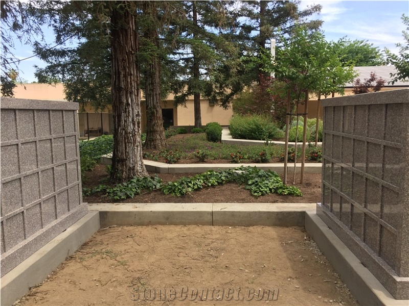 G635 China Light Oriental Pink Granite 32 and 24 Niche Columbarium