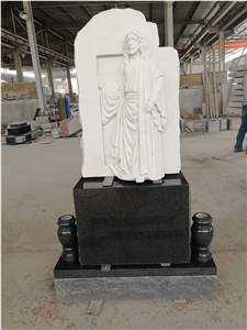 Hunan White Marble Momument with Jesus Carved Coming Out from Door
