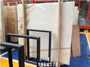Oscar White Onyx