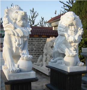 Lion with Pedestal White Marble Garden Sculpture