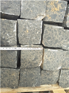 Black Basalt Granite Cobble Stone Natural Split