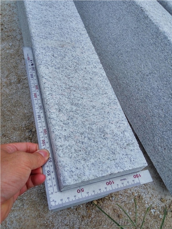 China Grey Granite Curbstone Kerbs Bush Hammered Finish
