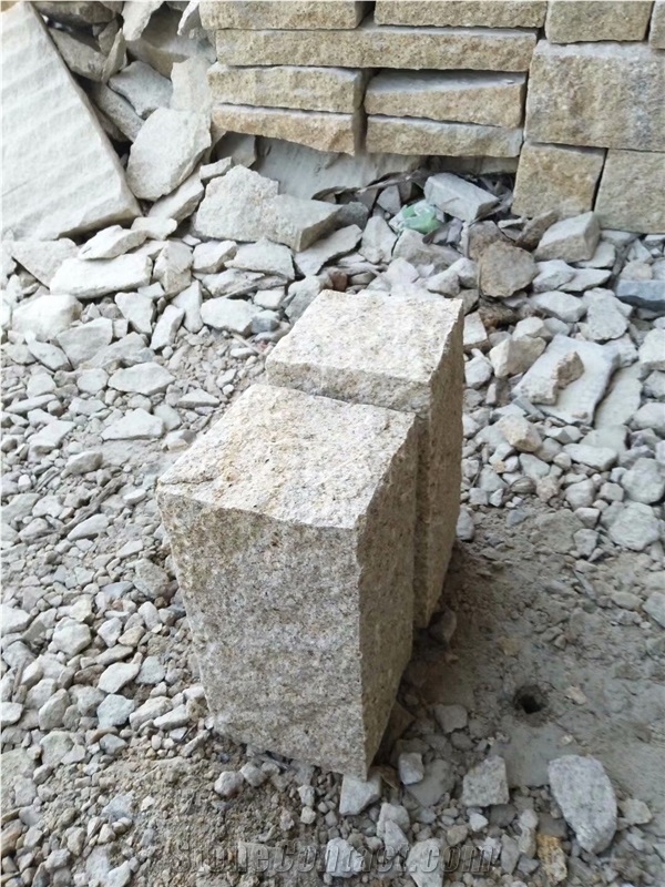 Golden Rusty Natural Split Curbstone