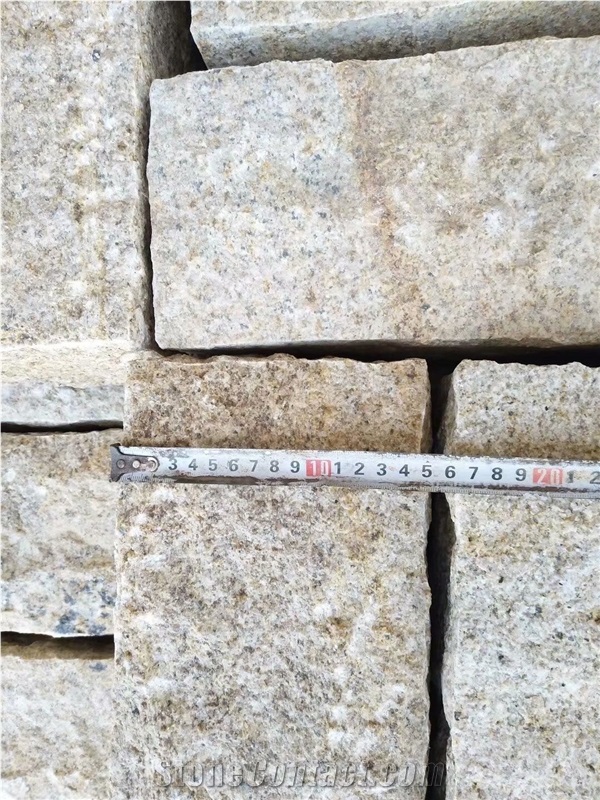 Golden Rusty Natural Split Curbstone