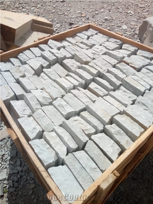 Kandla Grey Sandstone Cobbles
