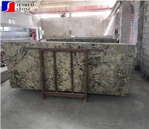 Polished Petrous Cream Granite,Alaska Gold,Alaska White Tile Slab Use
