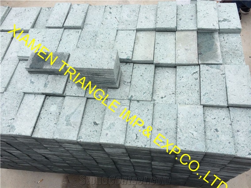 China Green Sukabumi Green Tuff Stone Mine Owner Pool Pavers