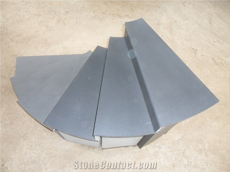 China Hainan Black Basalt Kerbstones & Curbstone