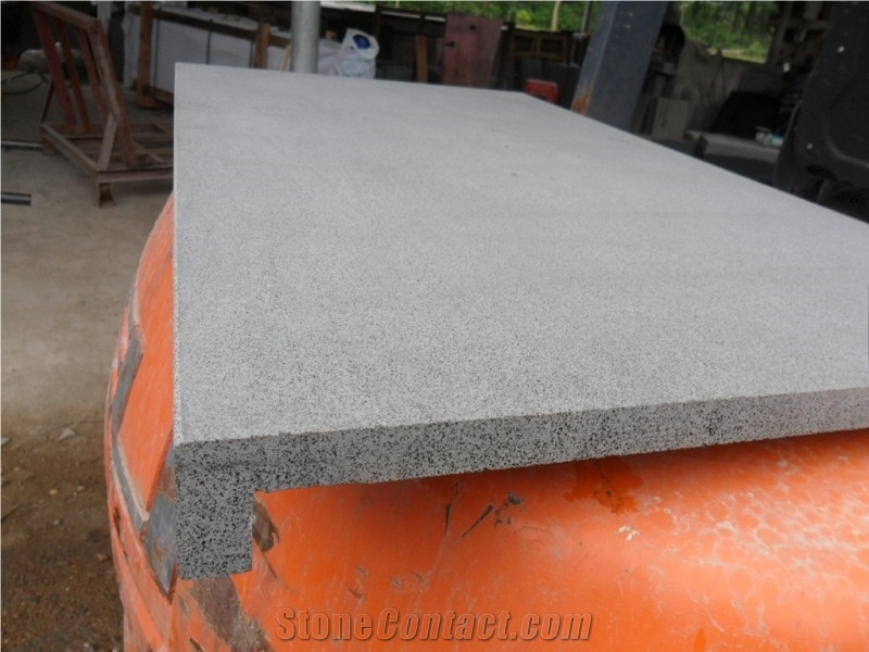 China Hainan Black Basalt Kerbstones & Curbstone